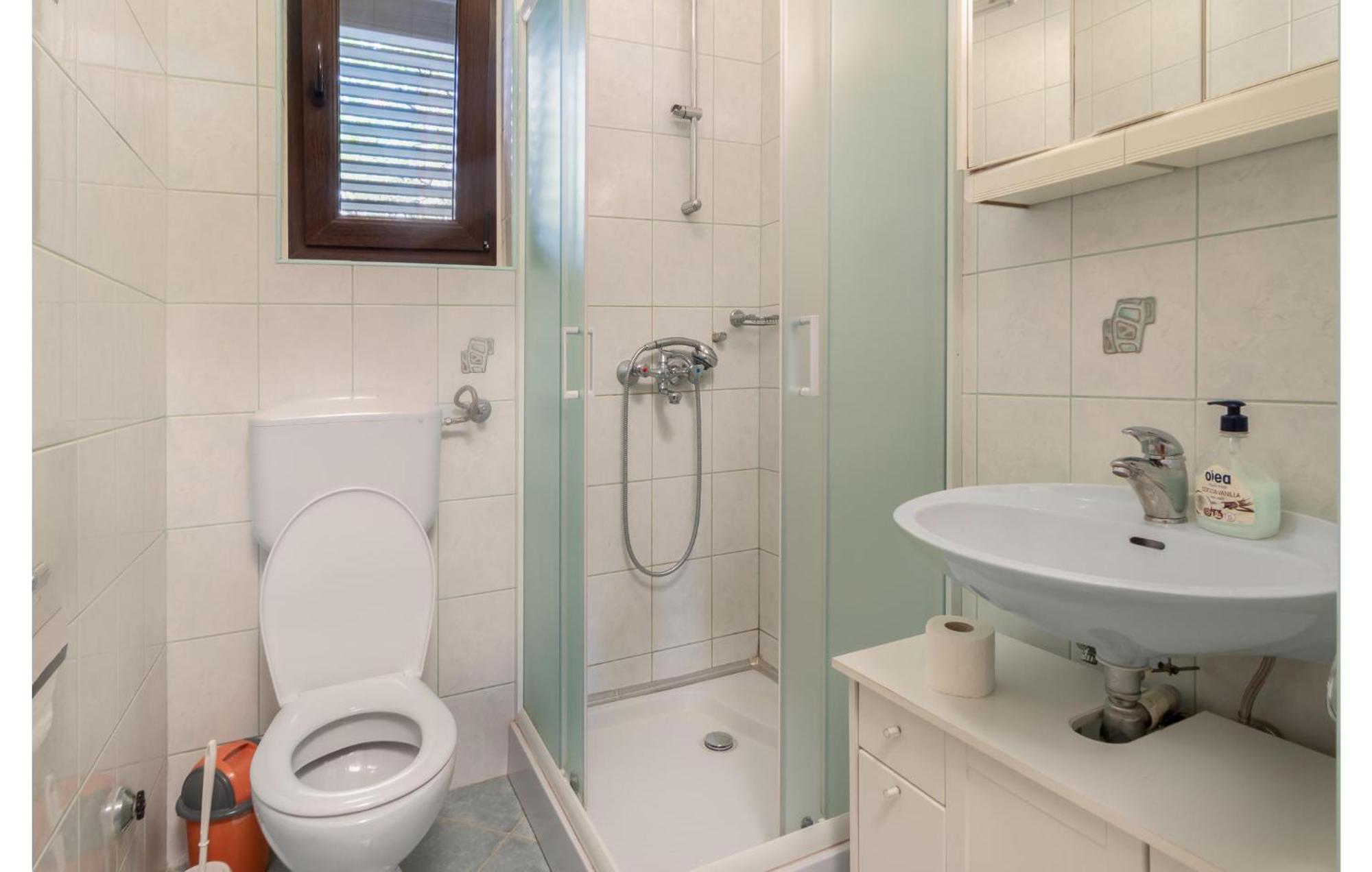 3 Bedroom Awesome Apartment In Novi Vinodolski Exteriér fotografie