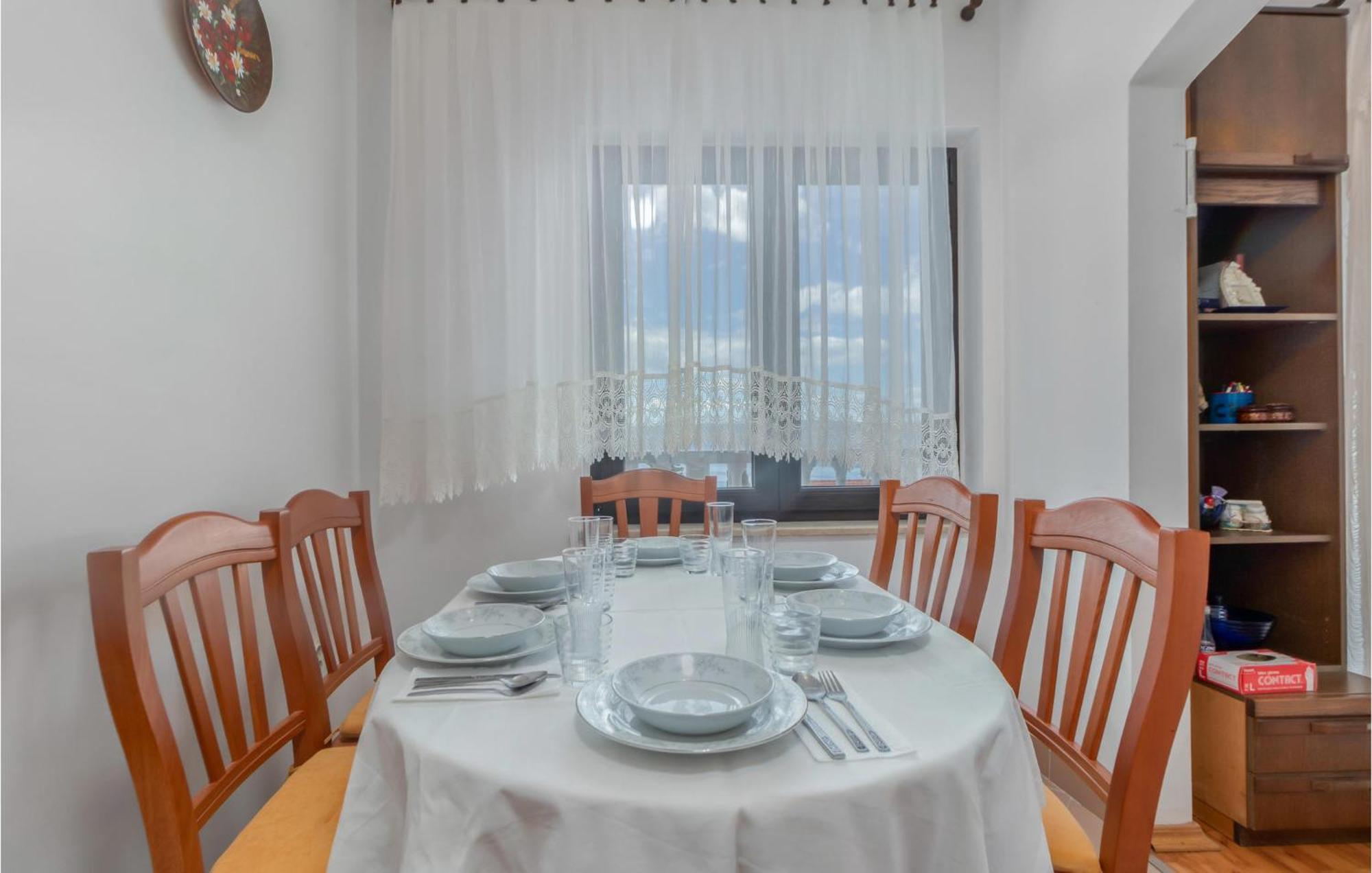 3 Bedroom Awesome Apartment In Novi Vinodolski Exteriér fotografie